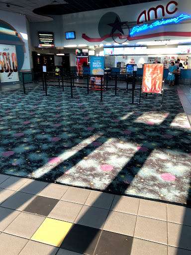 Movie Theater «AMC Classic Mansell Crossing 14», reviews and photos, 7730 North Point Pkwy, Alpharetta, GA 30022, USA