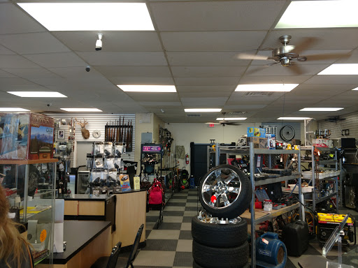 Gun Shop «V I P Pawn & Gun», reviews and photos, 2201 S Combee Rd, Lakeland, FL 33801, USA