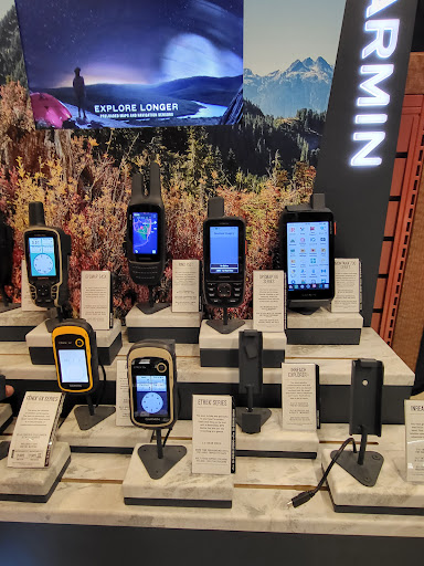 Sporting Goods Store «Bass Pro Shops», reviews and photos, 10040 Gulf Center Dr, Fort Myers, FL 33913, USA