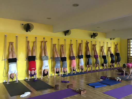 Prenatal yoga courses Kualalumpur