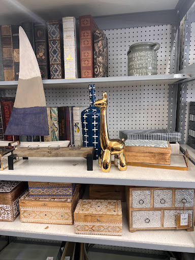 Dollar Store «Dollar Tree», reviews and photos, 1627 Sun City Center Plaza, Sun City Center, FL 33573, USA