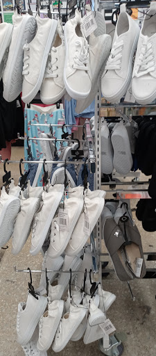 Variety Store «Five Below», reviews and photos, 30 Countryside Plaza, Countryside, IL 60525, USA