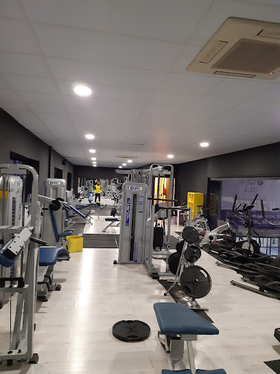 GYM PADEL - C. Curtidores, 45710 Madridejos, Toledo, Spain