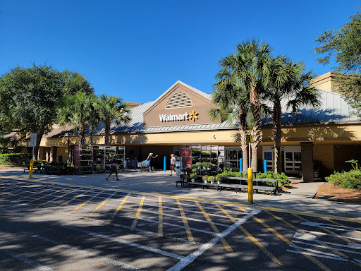 Department Store «Walmart Supercenter», reviews and photos, 25 Pembroke Dr, Hilton Head Island, SC 29926, USA