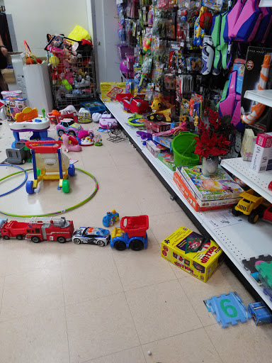 Thrift Store «Goodwill Plant City Store», reviews and photos, 2802 James L Redman Pkwy, Plant City, FL 33566, USA