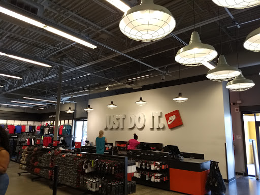 Sporting Goods Store «Nike Factory Store», reviews and photos, 15609 FL-535, Orlando, FL 32821, USA