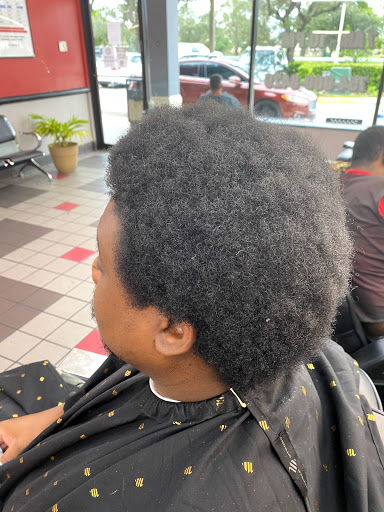 Barber Shop «CUT ABOVE THE REST Barbershop», reviews and photos, 3372 S University Dr, Miramar, FL 33025, USA