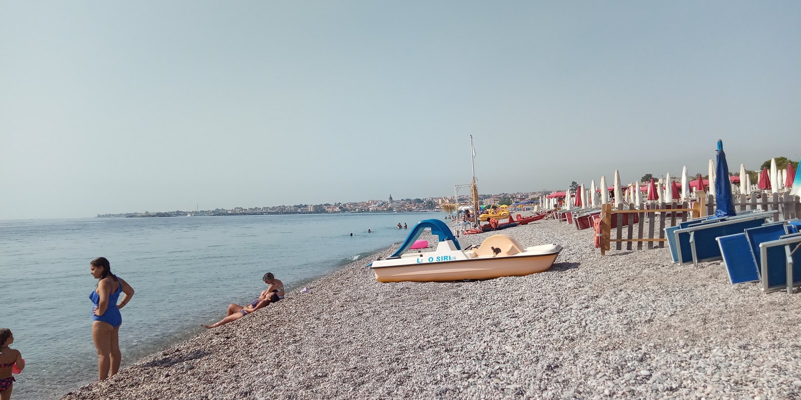 Fotografie cu Spiaggia di Sant'Anna - loc de vacanță prietenos pentru animale de companie