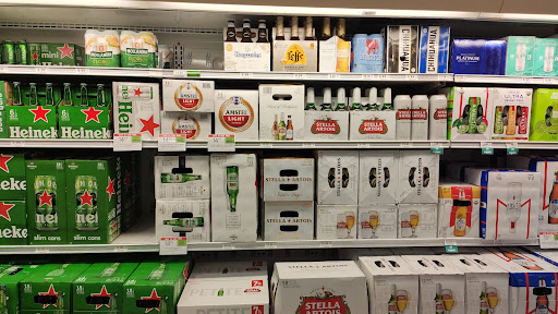 Supermarket «Publix Super Market at Doral Isle», reviews and photos, 10755 NW 58th St, Doral, FL 33178, USA