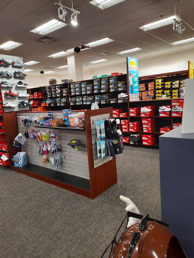 Shoe Store «Shoe Dept.», reviews and photos, 822 Bennie Rd, Cortland, NY 13045, USA