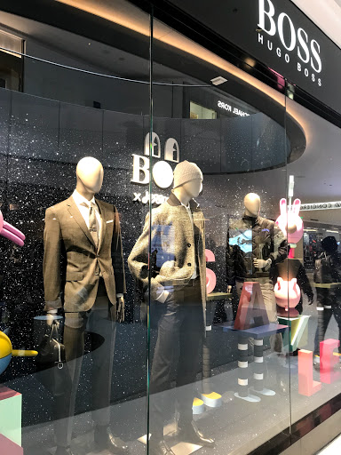 Shopping Mall «Beverly Center», reviews and photos, 8500 Beverly Blvd, Los Angeles, CA 90048, USA