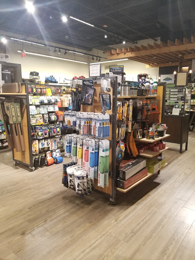Clothing Store «L.L. Bean», reviews and photos, 25225 Cedar Rd, Lyndhurst, OH 44124, USA