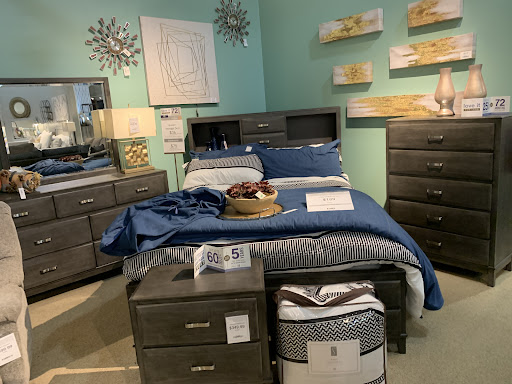 Furniture Store «Ashley HomeStore», reviews and photos, 2451 S Randall Rd, Algonquin, IL 60102, USA