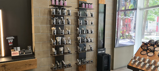 Cosmetics Store «MAC Cosmetics», reviews and photos, 1107 Lincoln Rd, Miami Beach, FL 33139, USA