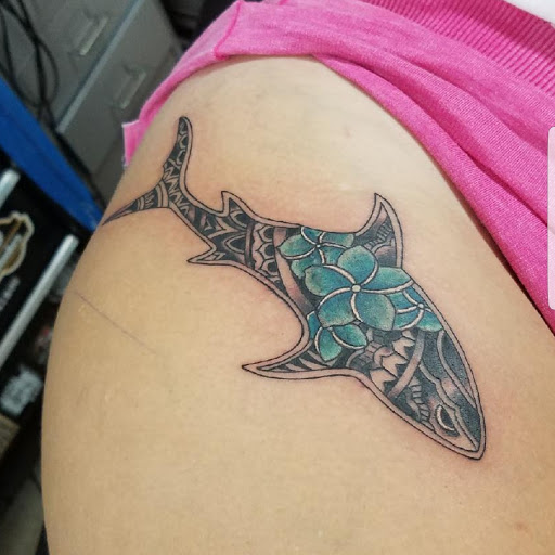 Tattoo Shop «Hold Fast Tattoo and Body Piercing», reviews and photos, 5153 S Ridgewood Ave, Port Orange, FL 32127, USA