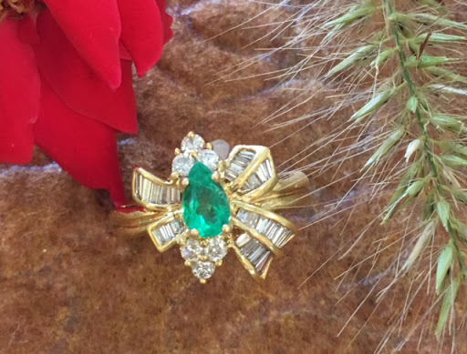 Jewelry Store «AQ Jewelers», reviews and photos, 42841 Creek View Plaza #125, Ashburn, VA 20147, USA