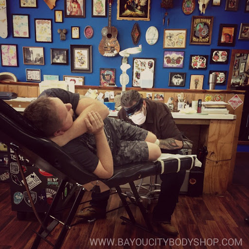 Tattoo Shop «Bayou City Body Shop Tattoo Studio», reviews and photos, 4025 Hwy 6 N #105b, Houston, TX 77084, USA
