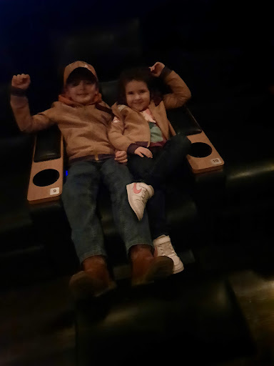 Movie Theater «Regal Cinemas Massillon 12», reviews and photos, 175 Cherry Rd NW, Massillon, OH 44646, USA