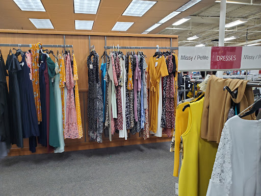Clothing Store «Burlington Coat Factory», reviews and photos, 1 Padanaram Rd, Danbury, CT 06811, USA