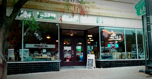 Chocolate Shop «Kakao Chocolate», reviews and photos, 7272 Manchester Rd, Maplewood, MO 63143, USA