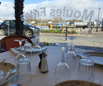 Atmosphère du Restaurant de fruits de mer Le Bistro du port à Honfleur - n°17