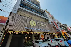 REGAL JEWELLERS TRIVANDRUM image