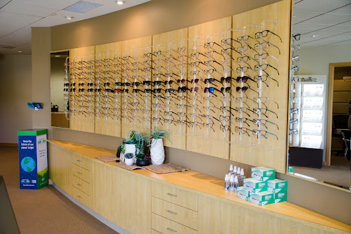 Optician «Eye 5 Optical», reviews and photos, 411 Strander Blvd, Tukwila, WA 98188, USA