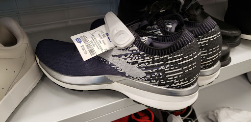 Shoe Store «Shoe Carnival», reviews and photos, 2105 N Prospect Ave, Champaign, IL 61822, USA