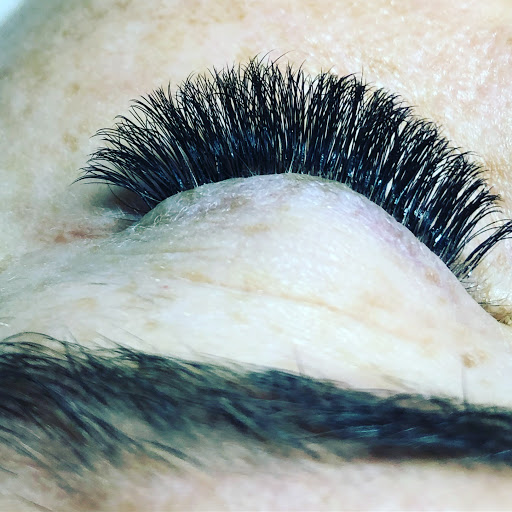 Blink Lash Lounge