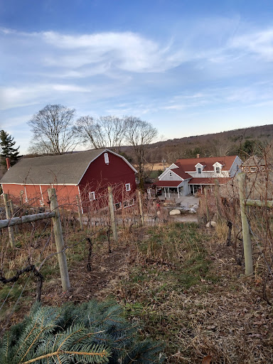 Farm «Jones Family Farms», reviews and photos, 606 Walnut Tree Hill Rd, Shelton, CT 06484, USA