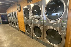 Hang N’ Dry Laundromat image