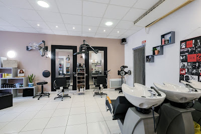 Atelier As Coiffure By Sana à Bressols