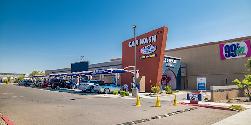 Cobblestone Auto Spa; Phoenix - Indian School & 12th St en Phoenix