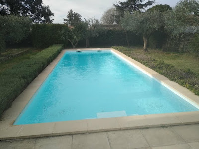 Sos Piscine SARL à Uzès