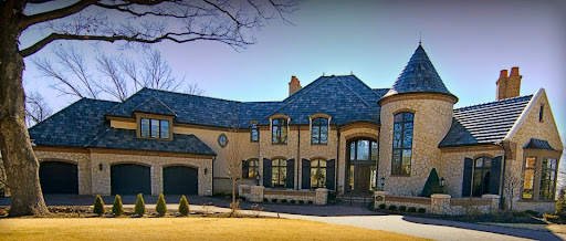 Roofing Contractor «Pyramid Roofing Company», reviews and photos, 4001 E 138th St, Grandview, MO 64030, USA