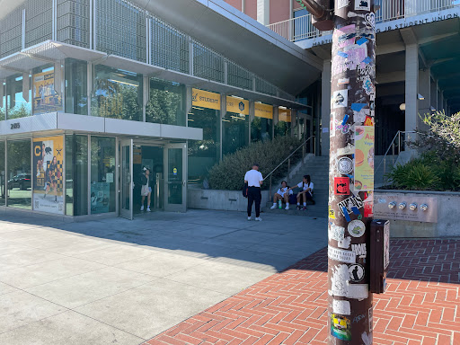 Cal Student Store, 2495 Bancroft Way #134, Berkeley, CA 94720, USA, 