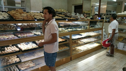 AF1QipOwjcn SPcsXnbIQiGVgtLo3AOWSZf gPwq7tYH