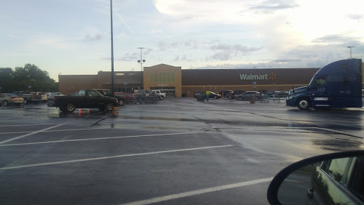 Department Store «Walmart Supercenter», reviews and photos, 419 Hwy 52 Bypass W, Lafayette, TN 37083, USA