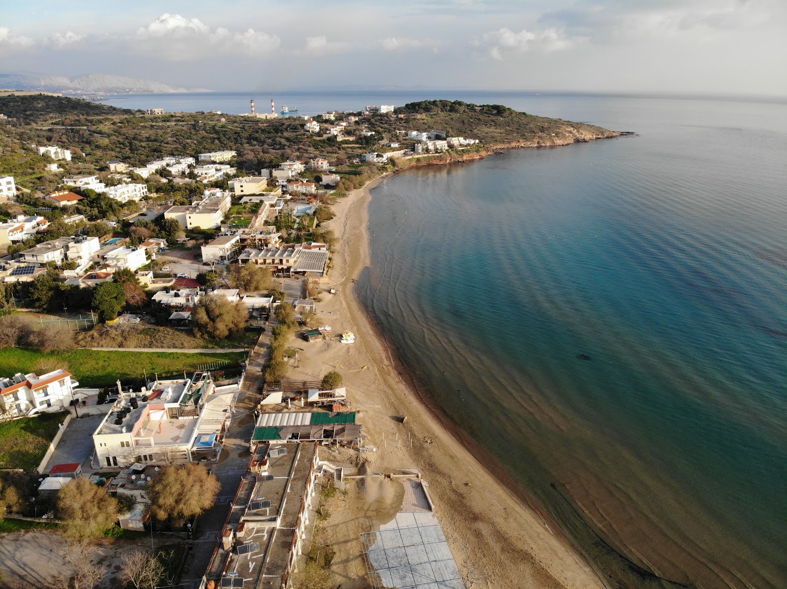 Foto von Karfas Strand - beliebter Ort unter Entspannungskennern