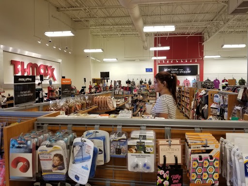 Department Store «T.J. Maxx», reviews and photos, 3219 Rolling Oaks Blvd, Kissimmee, FL 34747, USA