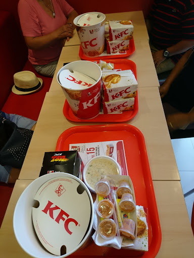 KFC La Salle