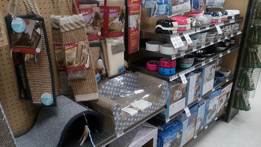 Pet Supply Store «Unleashed by Petco», reviews and photos, 8843 Villa La Jolla Dr, La Jolla, CA 92037, USA