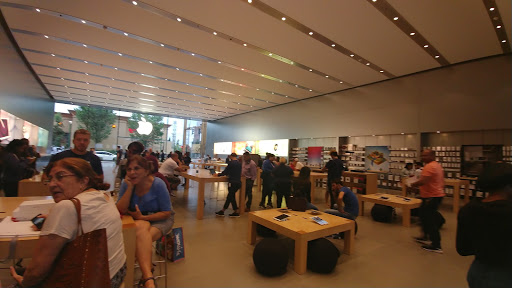 Computer Store «Apple Ridge Hill», reviews and photos, 143 Market Street, Yonkers, NY 10710, USA