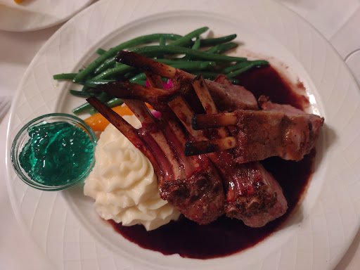 American Restaurant «The Veranda», reviews and photos, 2122 Second St, Fort Myers, FL 33901, USA