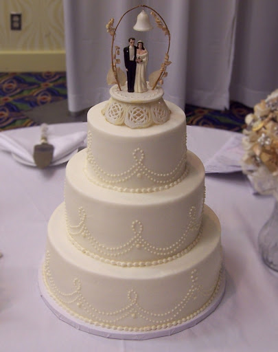 Wedding Bakery «Piece of Cake», reviews and photos, 210 Main St, Evansville, IN 47708, USA