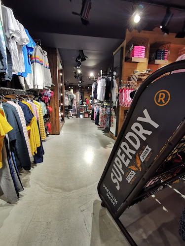 Superdry à Angers