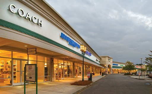 Shopping Mall «Carolina Premium Outlets», reviews and photos, 1025 Outlet Center Dr, Smithfield, NC 27577, USA