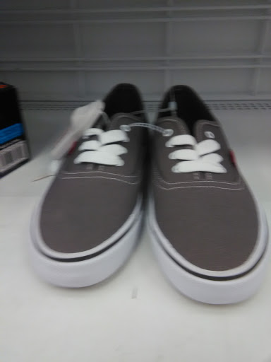 Clothing Store «Ross Dress for Less», reviews and photos, 1082 S Mt Vernon Ave, Colton, CA 92324, USA