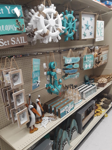 Discount Store «Big Lots», reviews and photos, 4439 Governor Printz Blvd, Wilmington, DE 19802, USA