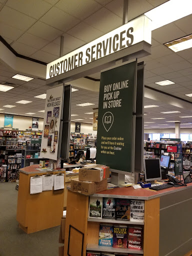 Book Store «Barnes & Noble», reviews and photos, 5224 Sunrise Hwy, Massapequa Park, NY 11762, USA